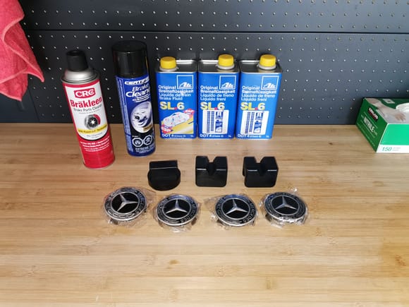 Here is stuffs i used in this brake flush. The jack adapters was ok, not as good as i expected