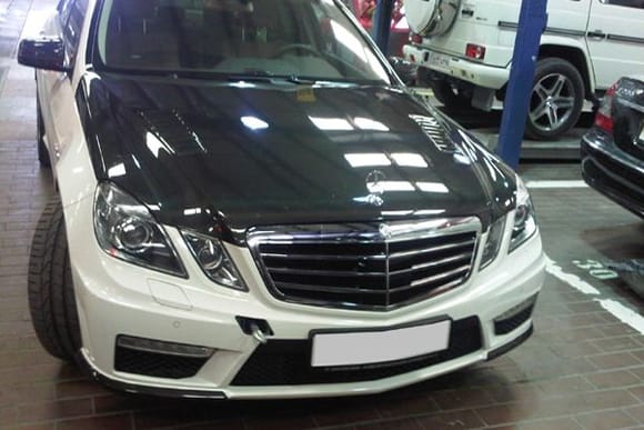 W212 Hood3