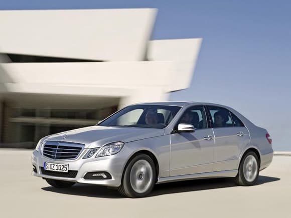 Mercedes-Benz E-Class 2010