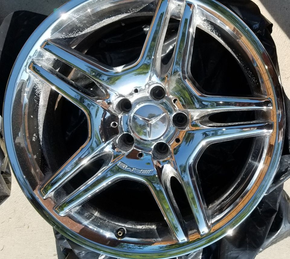 Mercedes-Benz E55 AMG OEM 18 Set Of 4 Chrome Wheels -  Forums