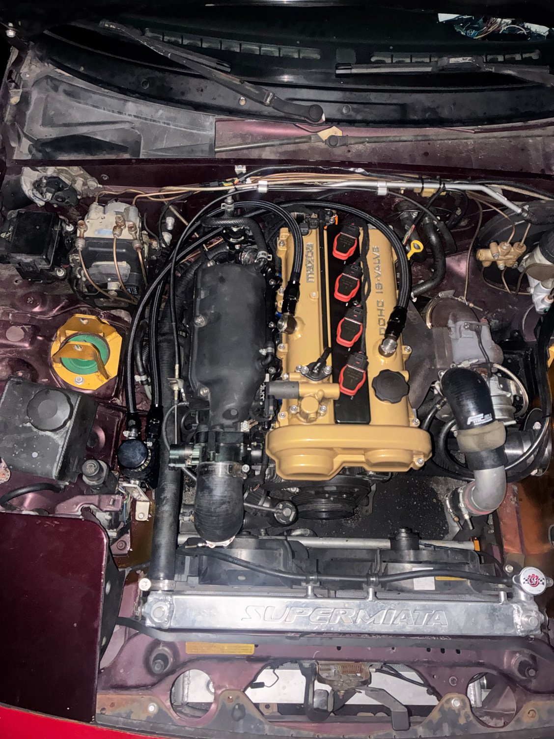 Overview of the current setup, exhaust line is open -10 AN hose and intake line is ran into the can