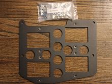 Powder coated mounting bracket - all bolt holes thread freely with no powder coating gunk! I know a few vendors that could learn a thing or two here....