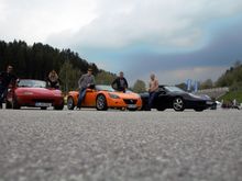 Me and the crew with our cars. The orange one is an Opel Speedster Turbo with 930 kg and 280 HP. The Boxster is an unmolested first year example with 60,000 km on the clock. The roadholding capabilities of its stock suspension are beyond belief.