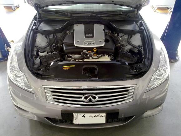 2009 G37s Coupe in Kuwait - What's under the hood.