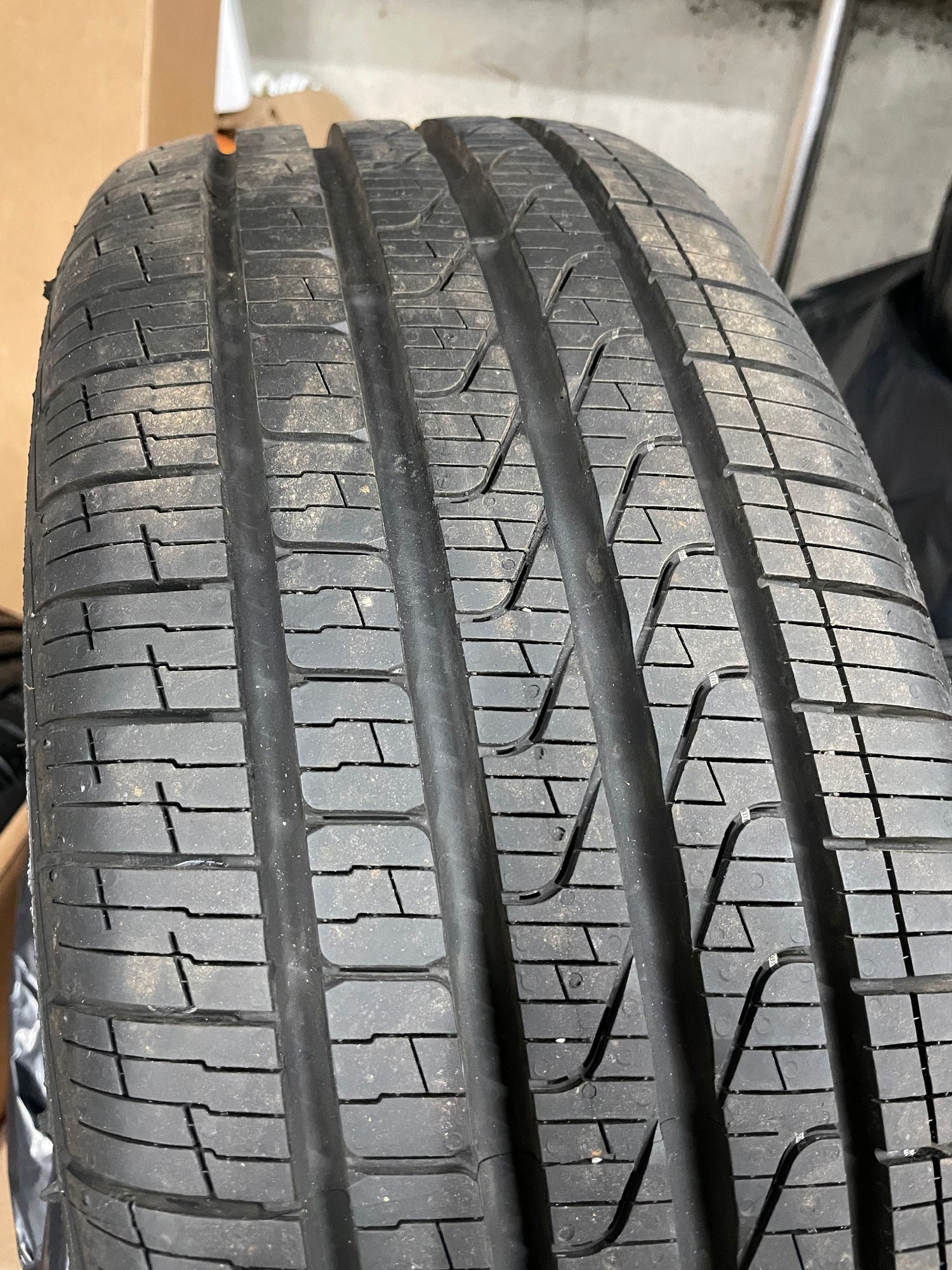 Wheels and Tires/Axles - Near new: PIRELLI CINTURATO P7 RUN FLAT tires - Used - All Years Mini F56: Mini Hatch/Hardtop - Swampscott, MA 01907, United States
