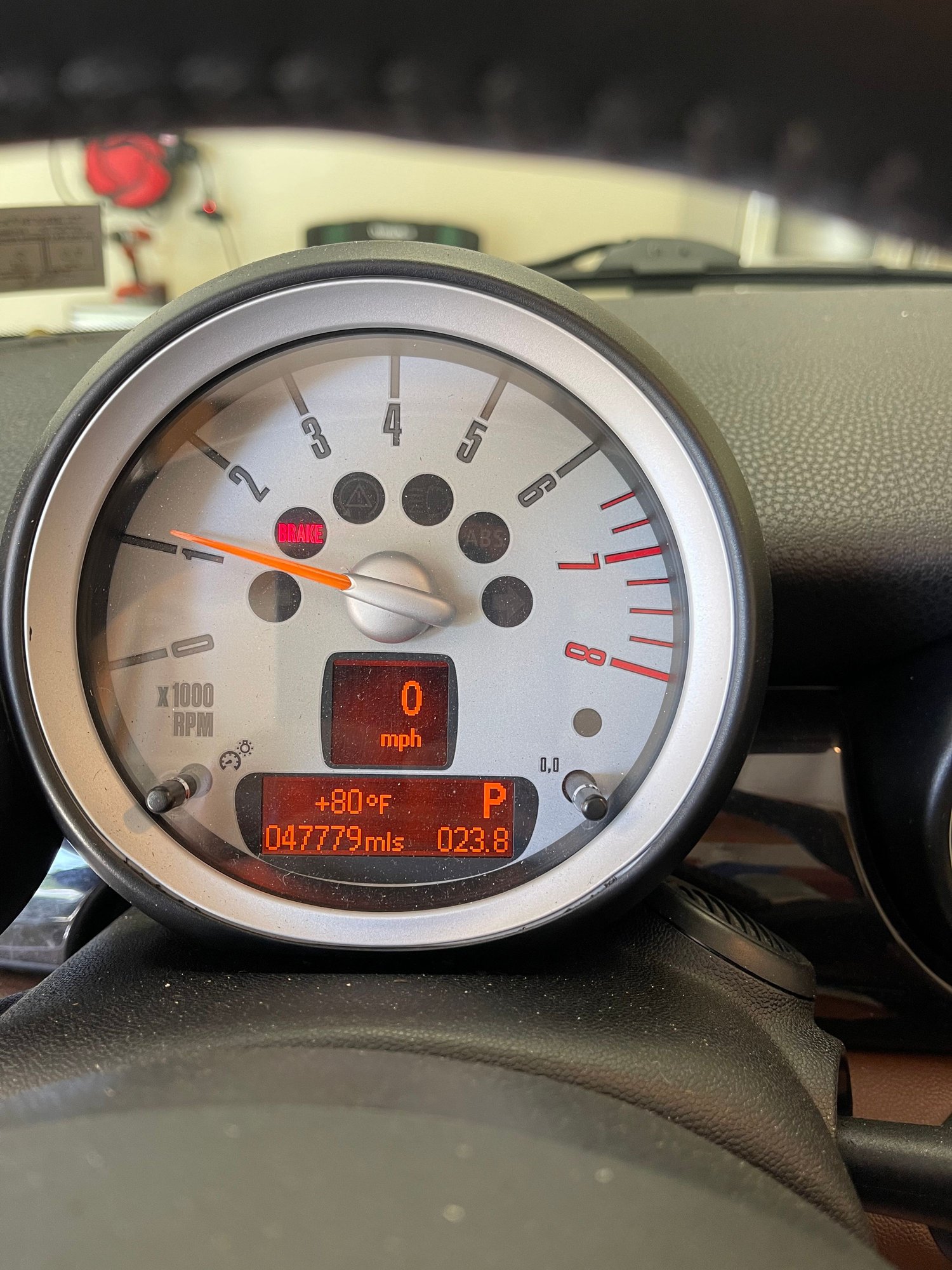 2010 Mini R57: "Mk II" Mini Convertible - 2010 MINI Cooper S Convertible Low Miles - Used - VIN WMWMS3C54ATY08675 - 47,779 Miles - 4 cyl - 2WD - Automatic - Convertible - White - Greensburg, PA 15601, United States