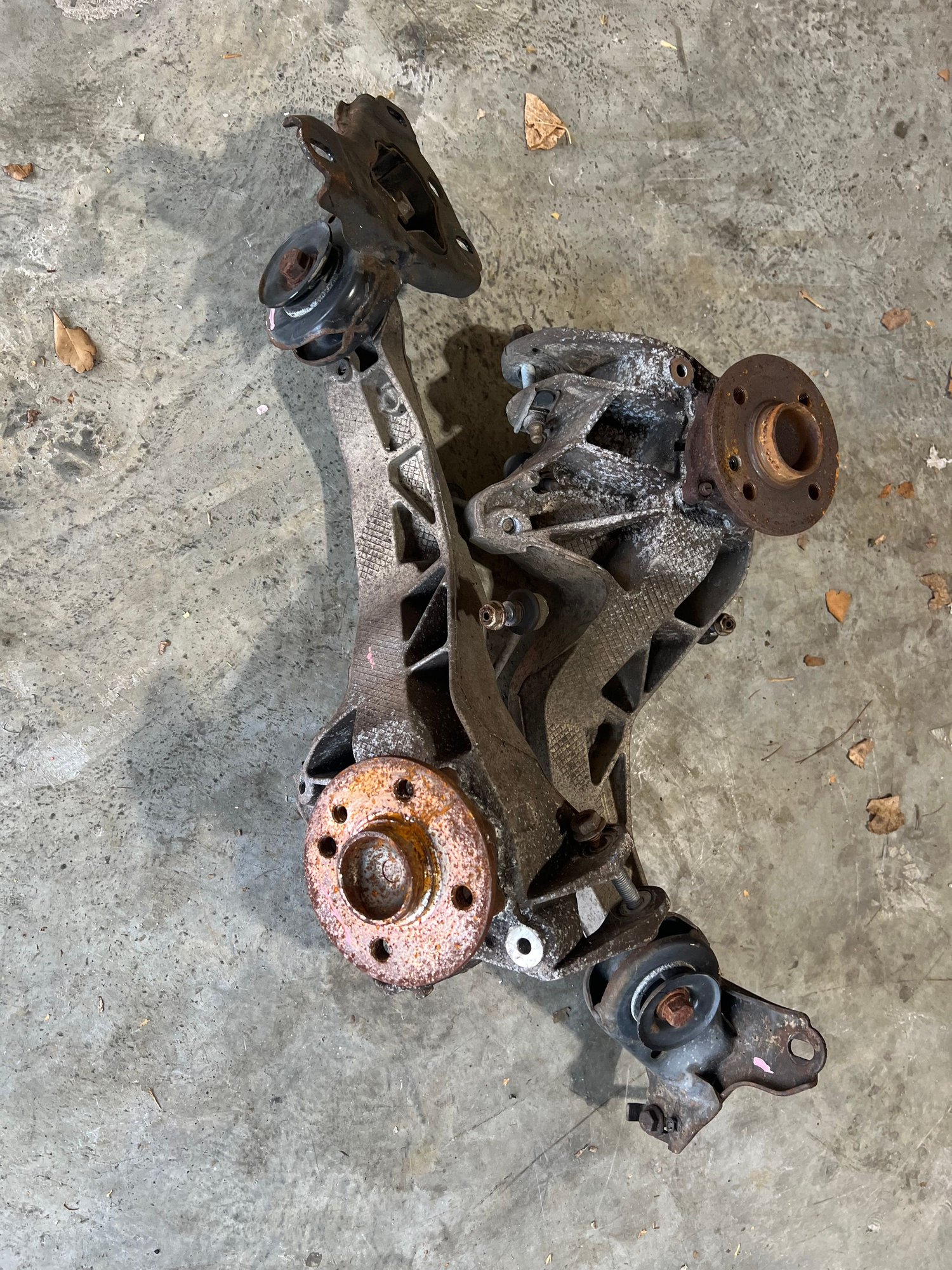 Steering/Suspension - R56 Trailing arms with end links and hub bearing - Used - 2002 to 2020 Mini All Models - Lutherville-Timonium, MD 21093, United States