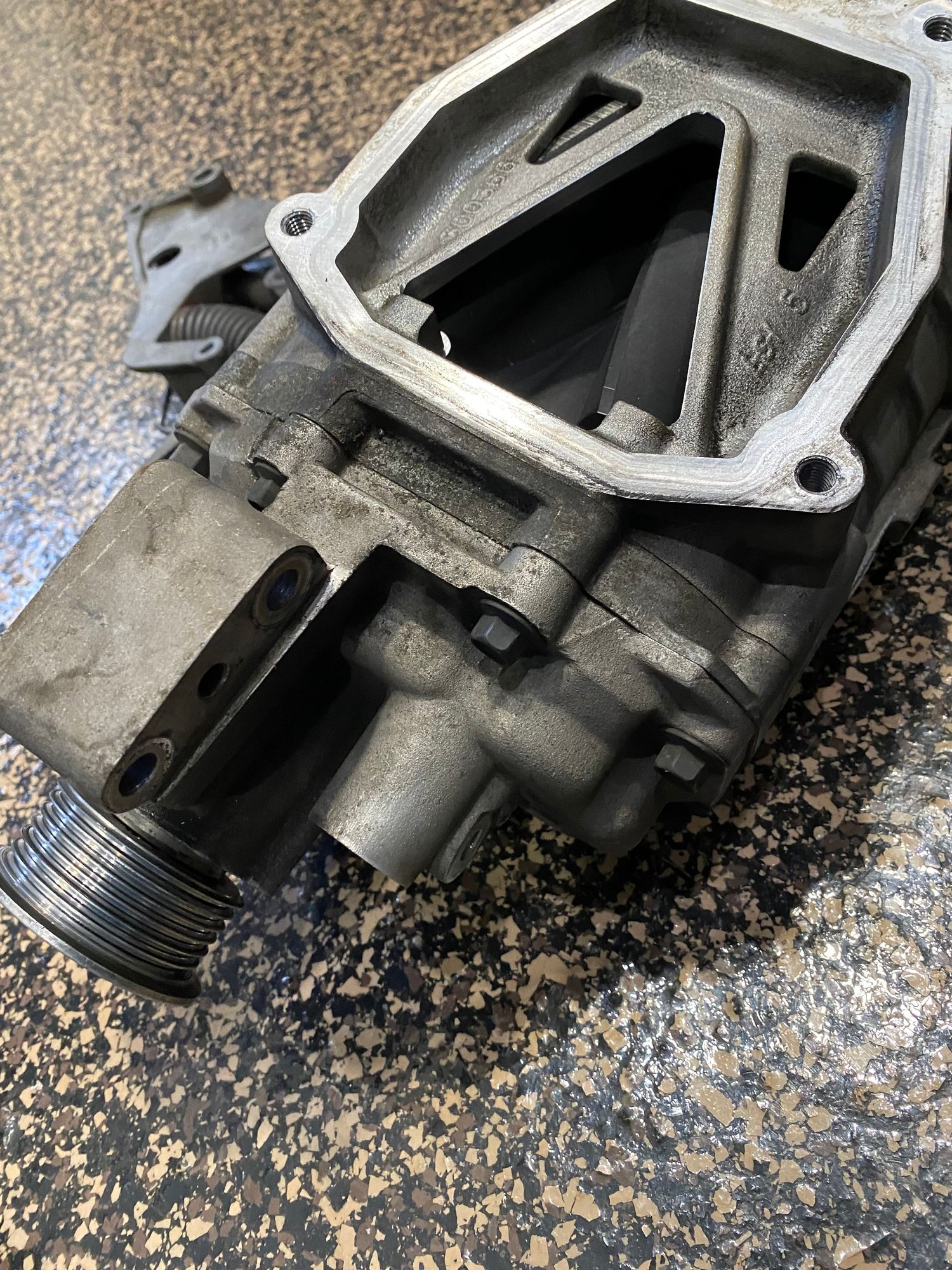 Engine - Intake/Fuel - M45 - Used - 0  All Models - Los Angeles, CA 91355, United States