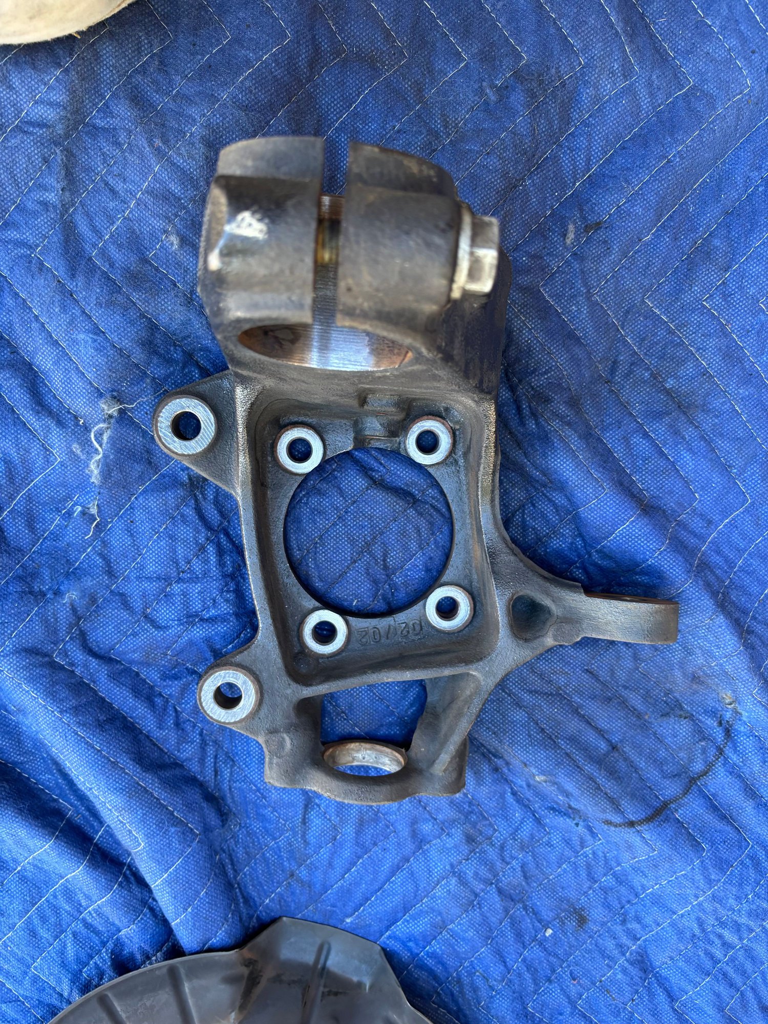 Steering/Suspension - GENUINE MINI Front Axle Carrier (Knuckle) Assemblies - Used - 2002 to 2013 Mini Cooper - Cedar Park, TX 78641, United States