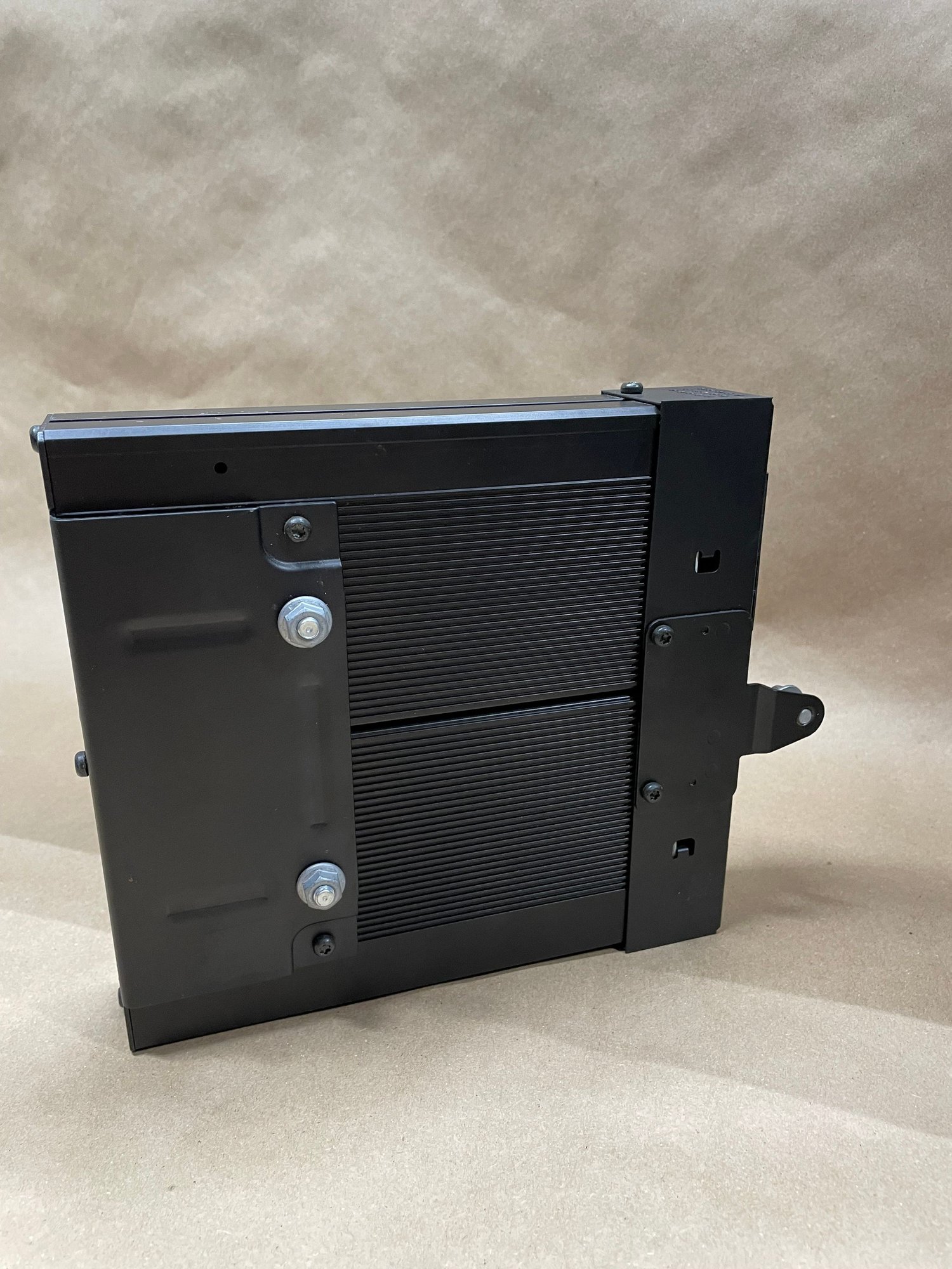 Audio Video/Electronics - 02-06 Harman Kardon Amplifier - Used - 2002 to 2006 Mini R50: "Mk I" Mini One & Cooper - 2002 to 2006 Mini R52: "Mk I" Mini Convertible - 2002 to 2006 Mini R53: "Mk I" Mini Cooper S - Aurora, CO 80013, United States