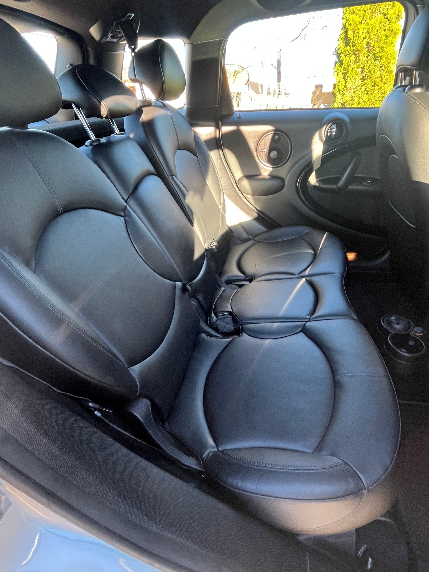 2015 Mini R60: Countryman - 2015 Mini Cooper Country S All4 - Loaded - Used - VIN WMWZC5C57FWP45821 - 111,180 Miles - 4 cyl - AWD - Automatic - SUV - Silver - Holland, MI 49423, United States
