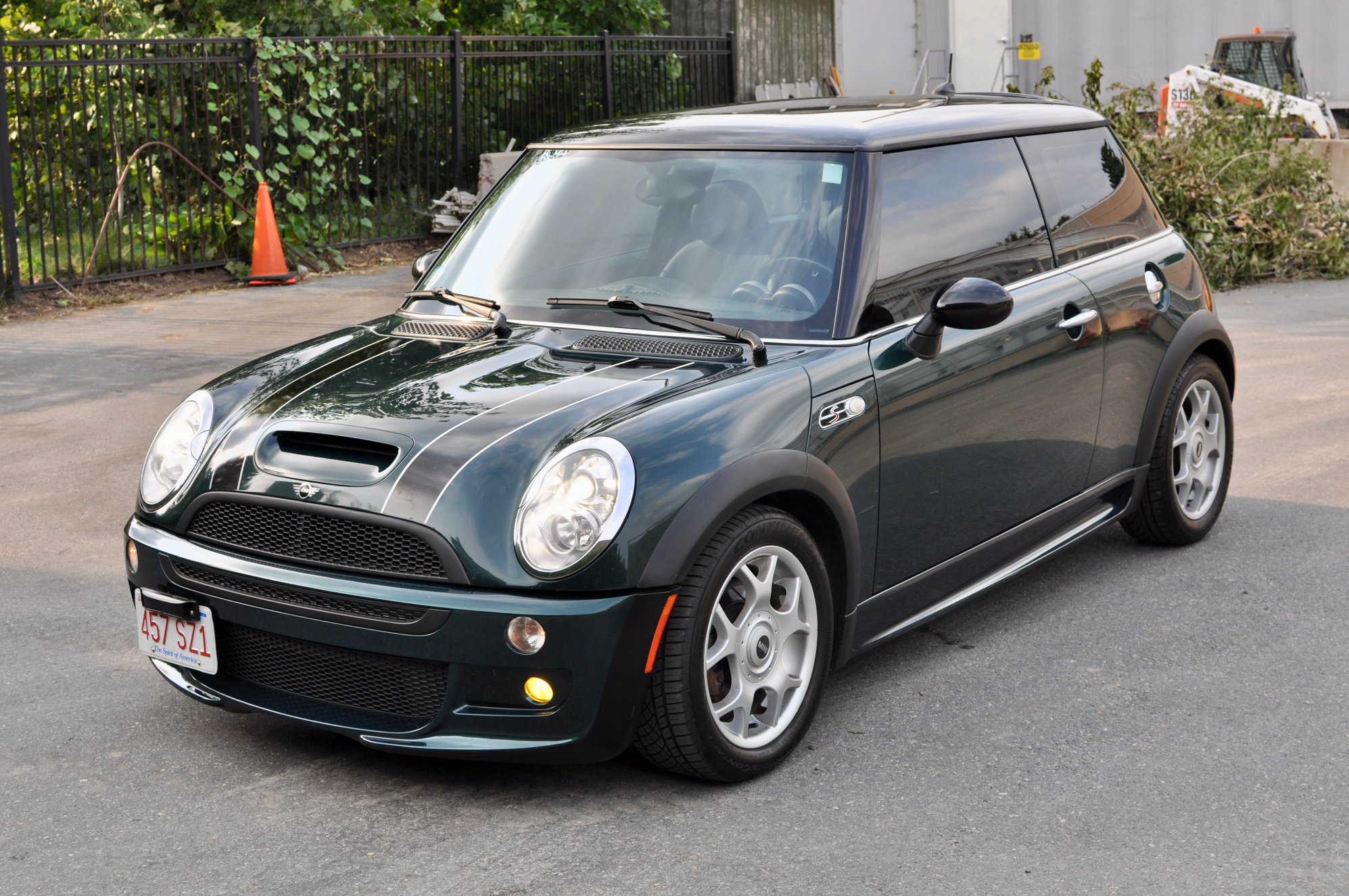 2006 Mini R53: "Mk I" Mini Cooper S - Single owner 2006 BRG/B MCS (6MT, LSD, H/K) + light mods - Used - VIN WMWRE33556TN25769 - 90,800 Miles - 4 cyl - 2WD - Manual - Coupe - Other - Cambridge, MA 02143, United States