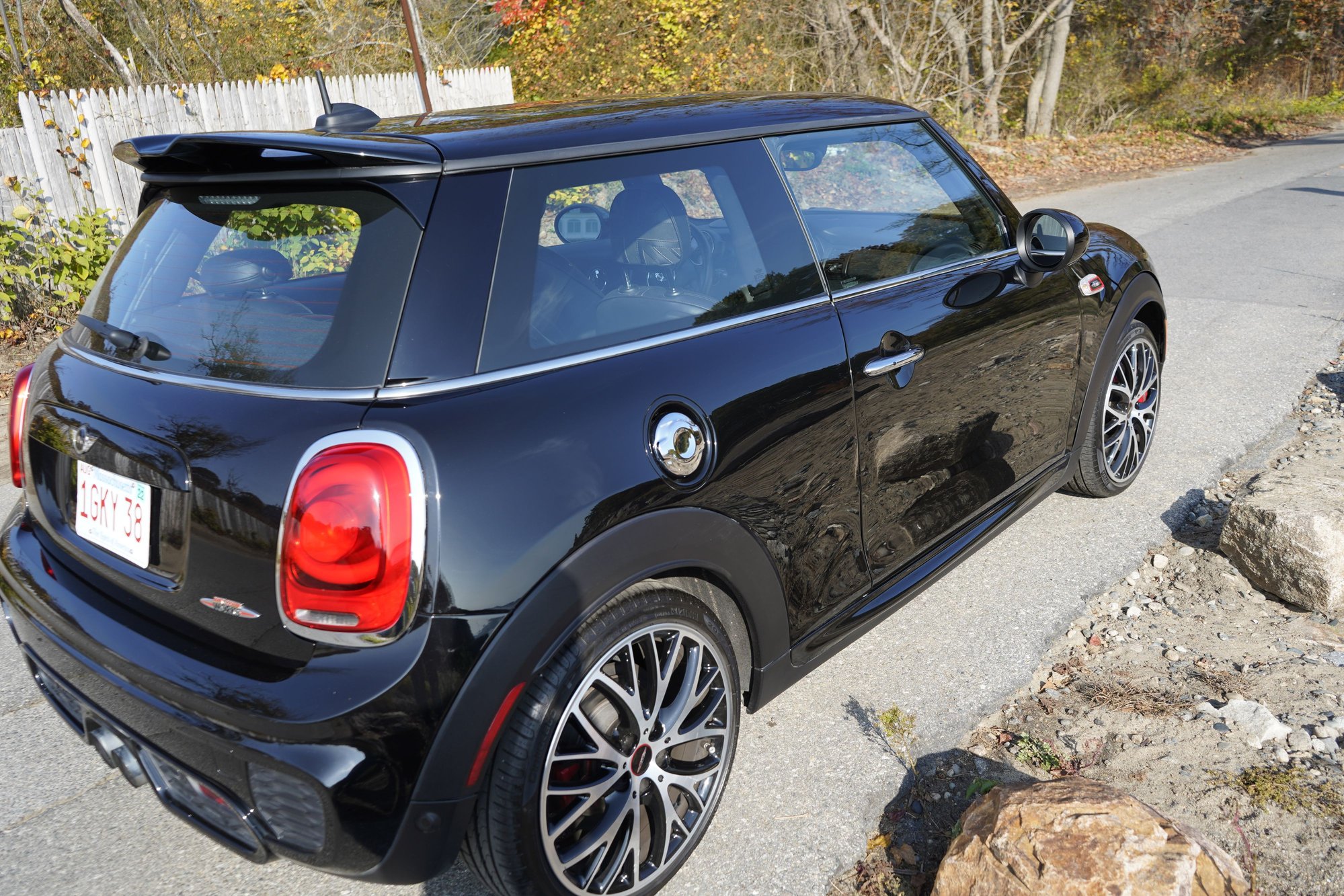 2017 Mini Cooper - FS 2017 Mini cooper JCW - Used - VIN WMWXM9C34H2F65980 - 2WD - Manual - Hatchback - Black - Boston, MA 01923, United States