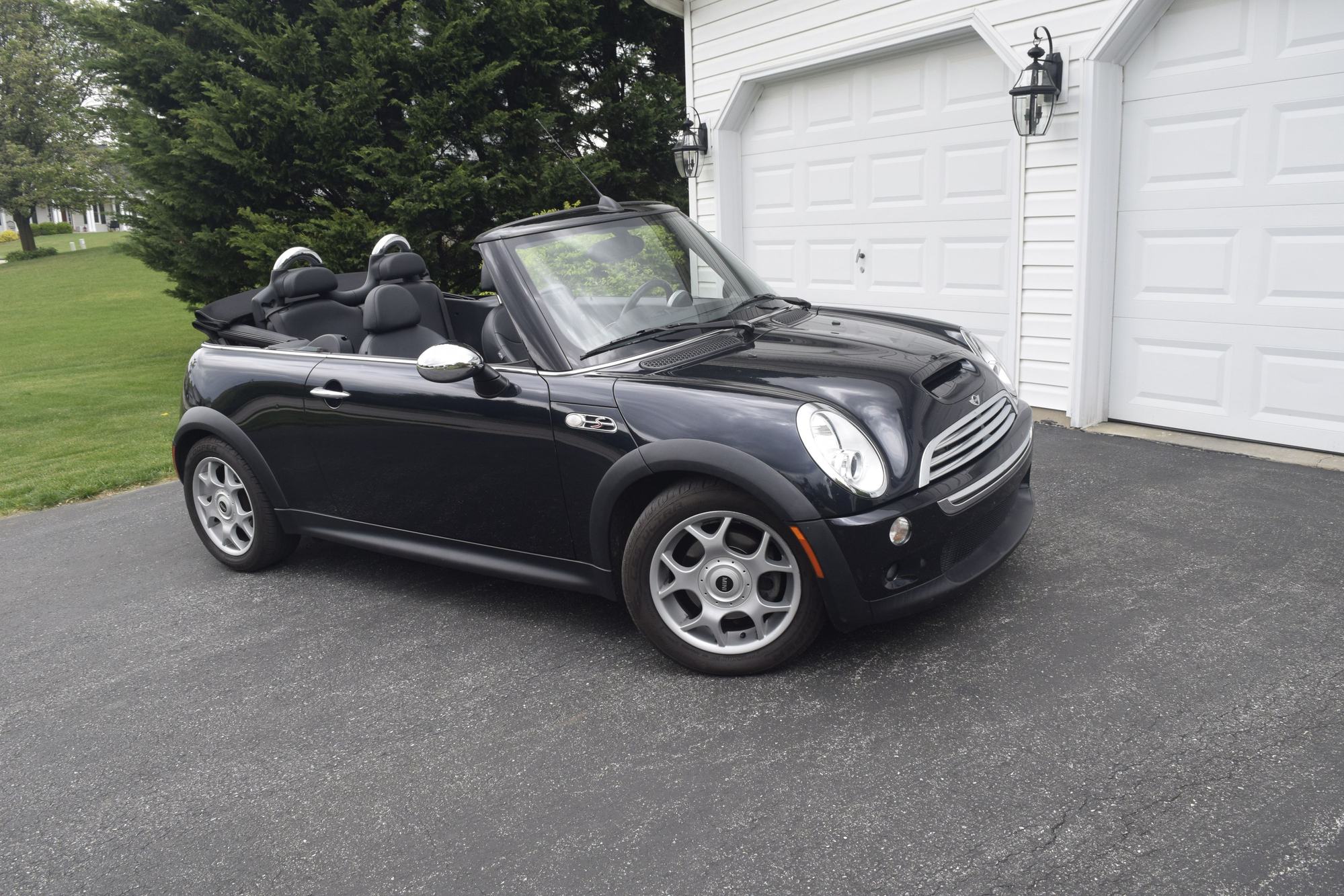 2006 Mini R52: "Mk I" Mini Convertible - 2006 R52 MINI Cooper S Manual with 23,000 miles - Used - VIN WMWRH33576TF88172 - 22,600 Miles - 4 cyl - 2WD - Manual - Convertible - Black - New Freedom, PA 17349, United States