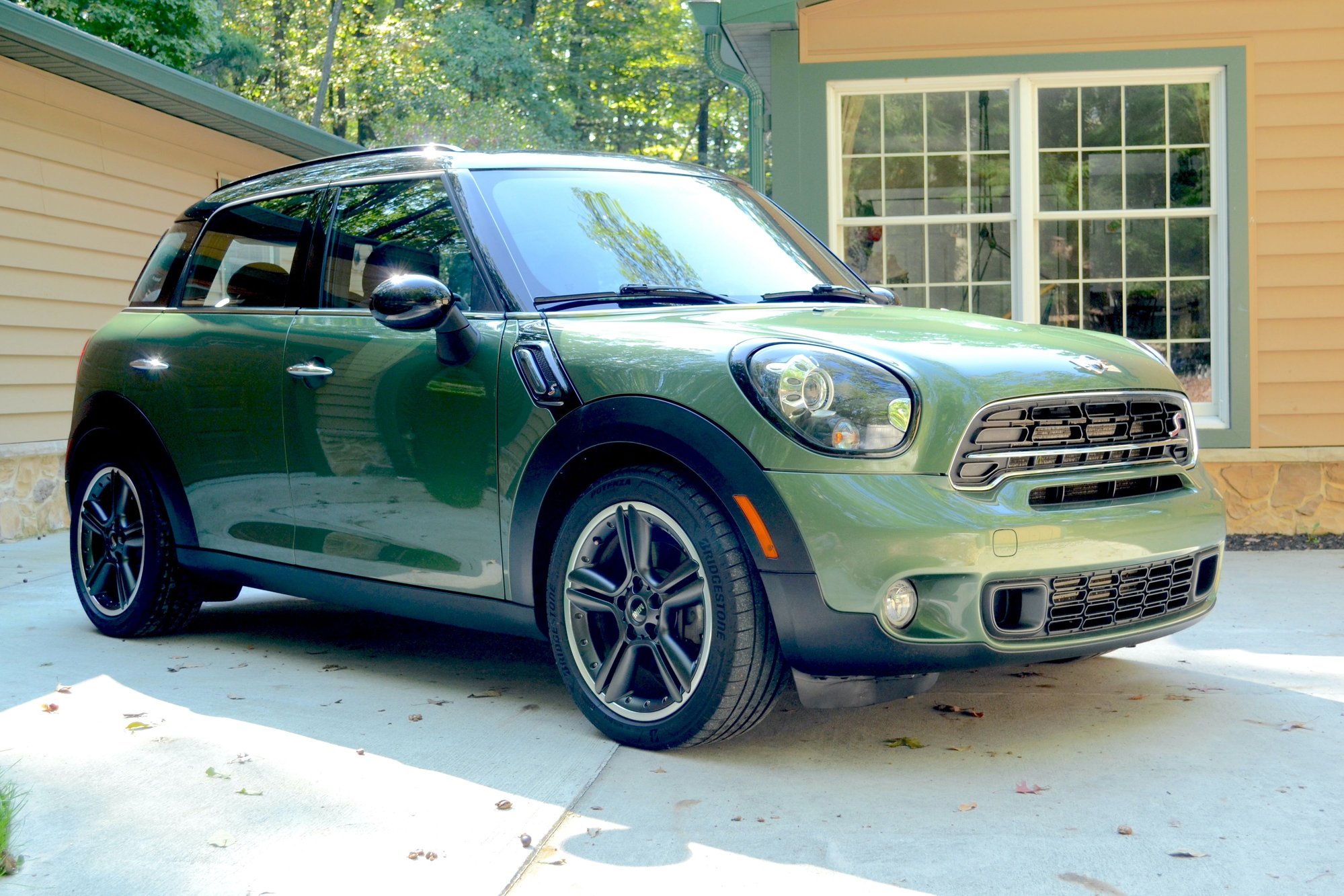2016 Mini Cooper Countryman - 2016 MINI Countryman S All4 6-speed MT - Ready for Winter - Used - VIN WMWZC5C55GWT39294 - 83,322 Miles - 4 cyl - AWD - Manual - Hatchback - Other - Boiling Springs, PA 17007, United States