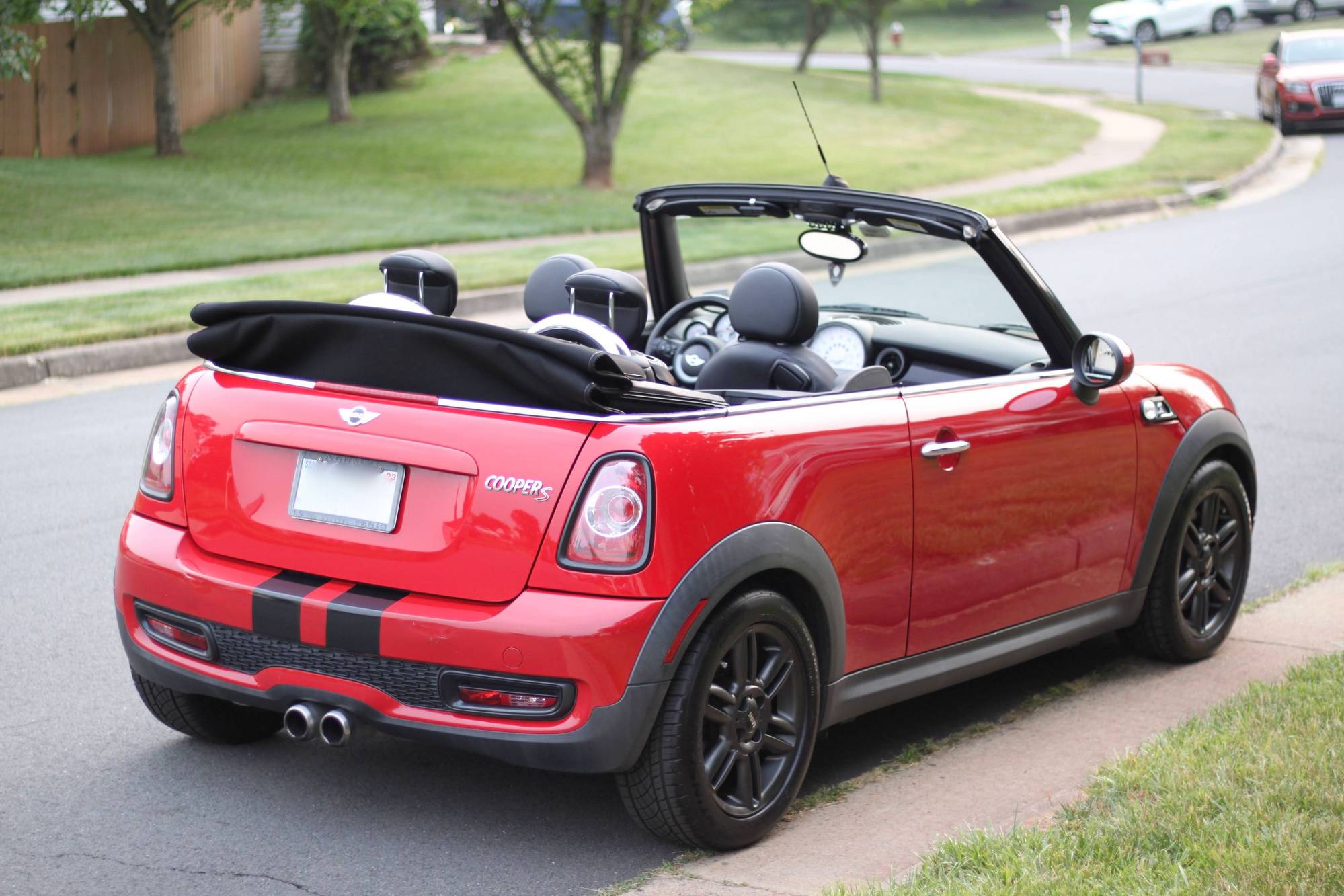 2011 Mini R57: "Mk II" Mini Convertible - 2011 Cooper S Cabriolet 6MT for sale - Used - VIN WMWZP3C5XBTX83841 - 133,000 Miles - 4 cyl - 2WD - Manual - Convertible - Red - Sterling, VA 20165, United States