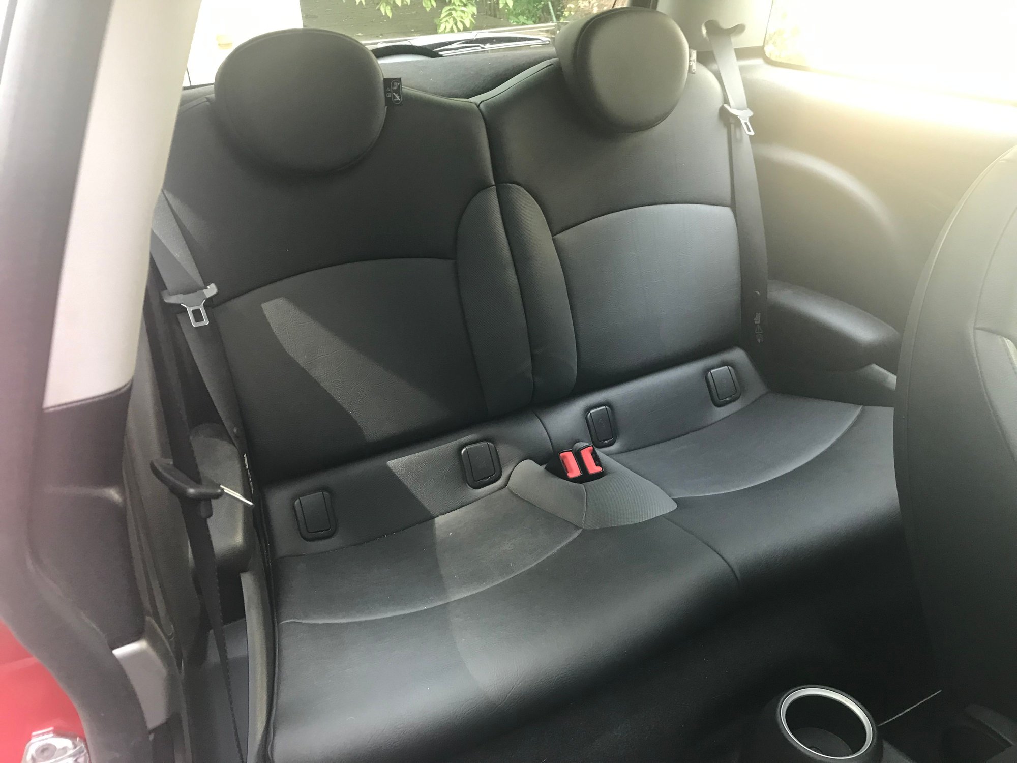 2009 Mini R56: "Mk II" Mini Hatch/Hardtop range - 2009 MINI Cooper S: Looks good, drives well, needs some TLC. - Used - VIN WMWMF73509TT95564 - 150,000 Miles - 4 cyl - 2WD - Manual - Hatchback - Red - Fallston, MD 21047, United States