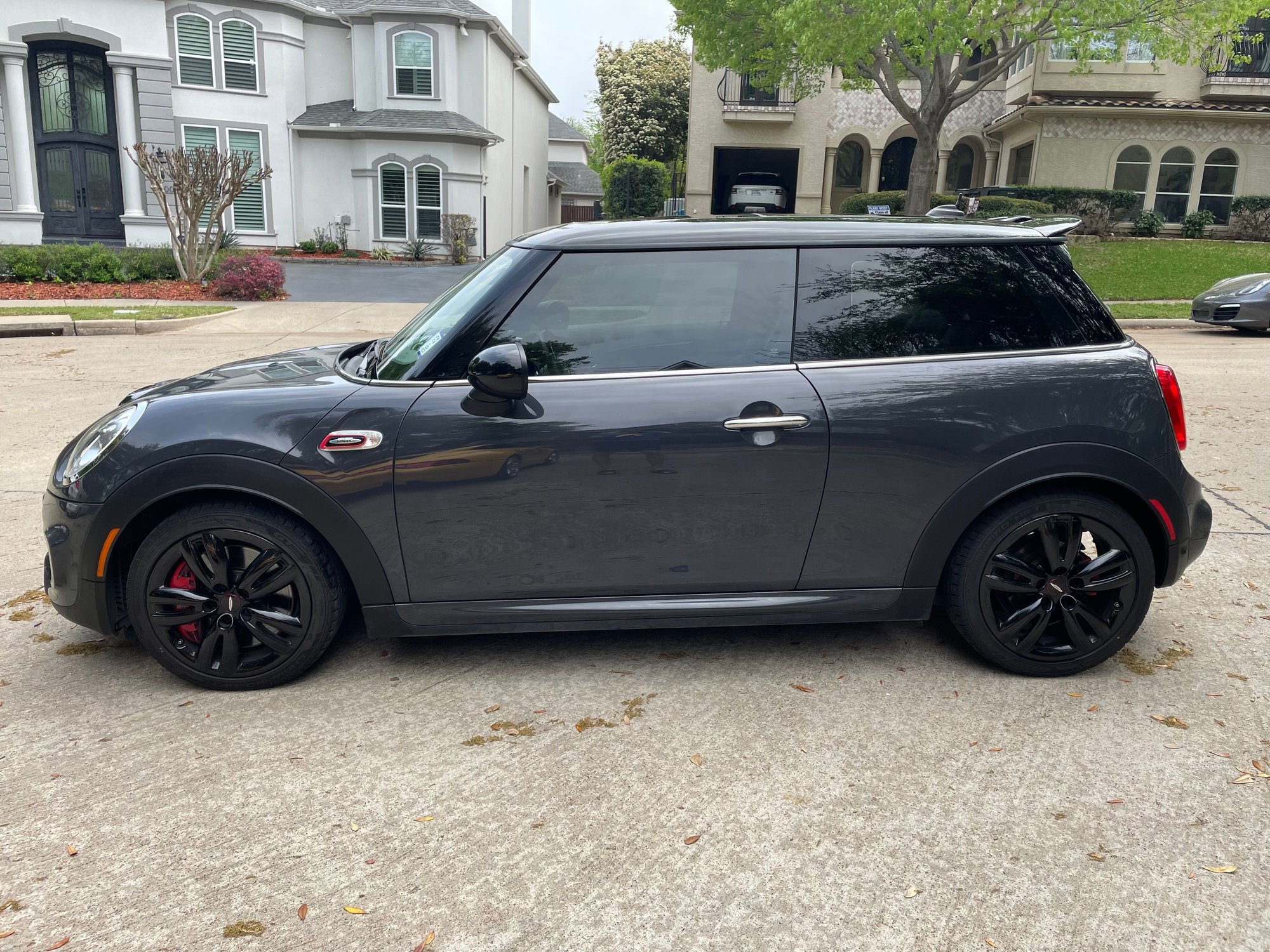 2018 Mini F56: Mini Hatch/Hardtop - 2018 Mini JCW 2DR - Used - VIN Wmwxm9c51j2g49665 - 41,000 Miles - 4 cyl - 2WD - Automatic - Hatchback - Gray - Plano, TX 75093, United States