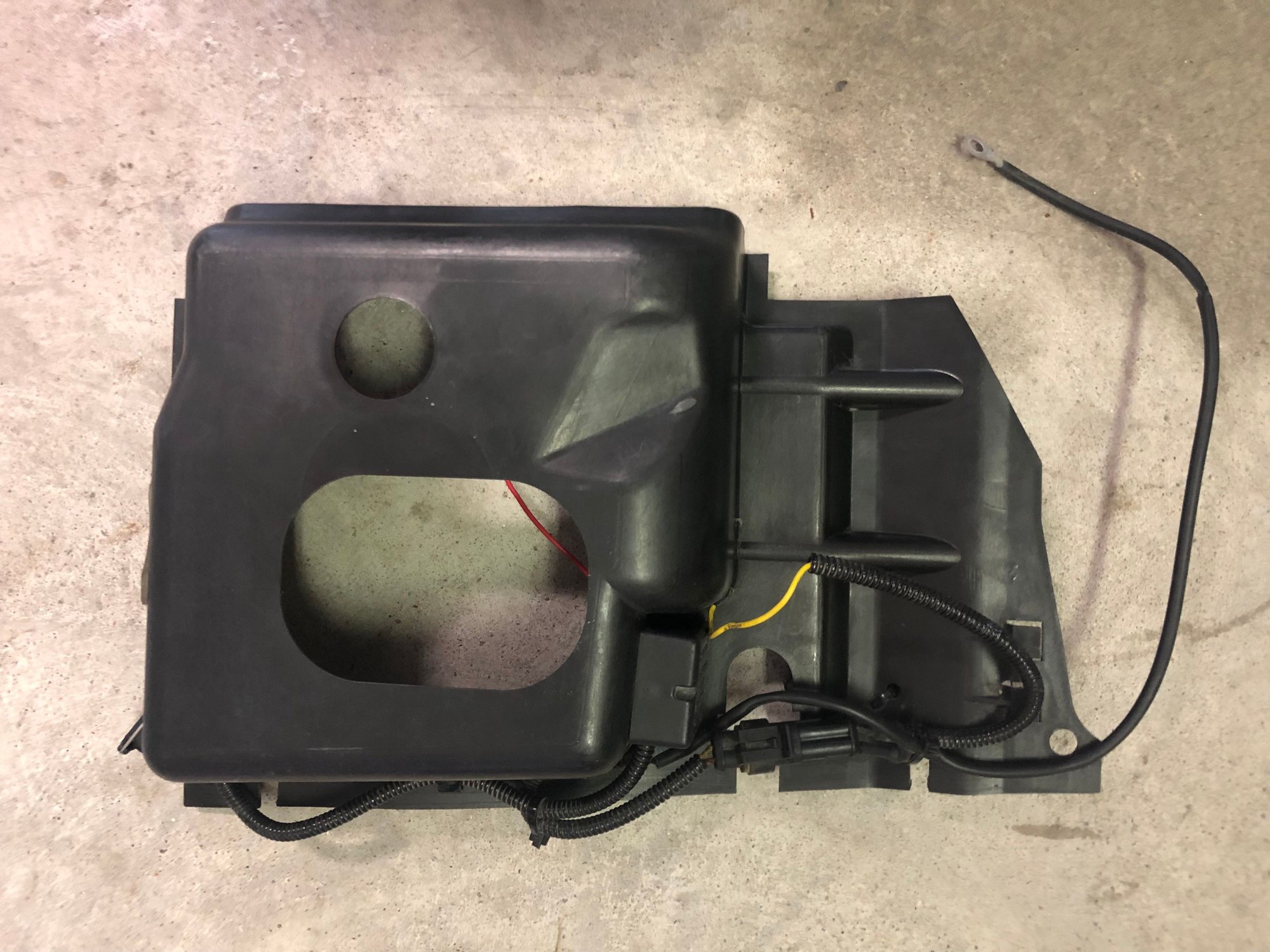 Engine - Intake/Fuel - Mini Cooper S JCW Air Intake Box With Partition 02-08 R53 R52 - Used - 2002 to 2008 Mini Cooper - Austin, TX 78738, United States