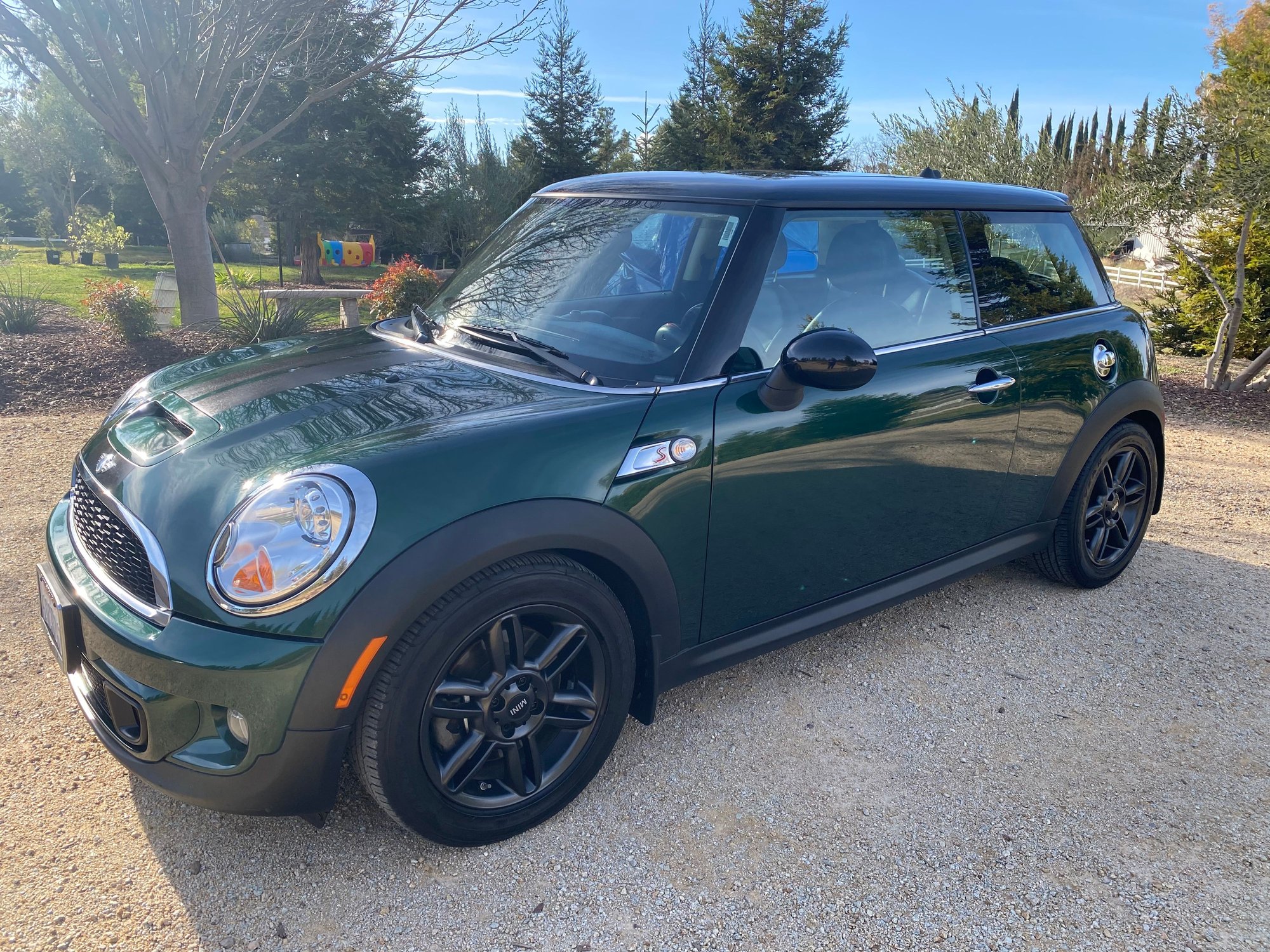 2011 Mini R56: "Mk II" Mini Hatch/Hardtop range - 2011 Mini Cooper S 6 Spd in BRG, 2nd Owner - Used - VIN WMWSV3C56BTY23887 - 131,684 Miles - 4 cyl - 2WD - Manual - Hatchback - Other - Paso Robles, CA 93446, United States