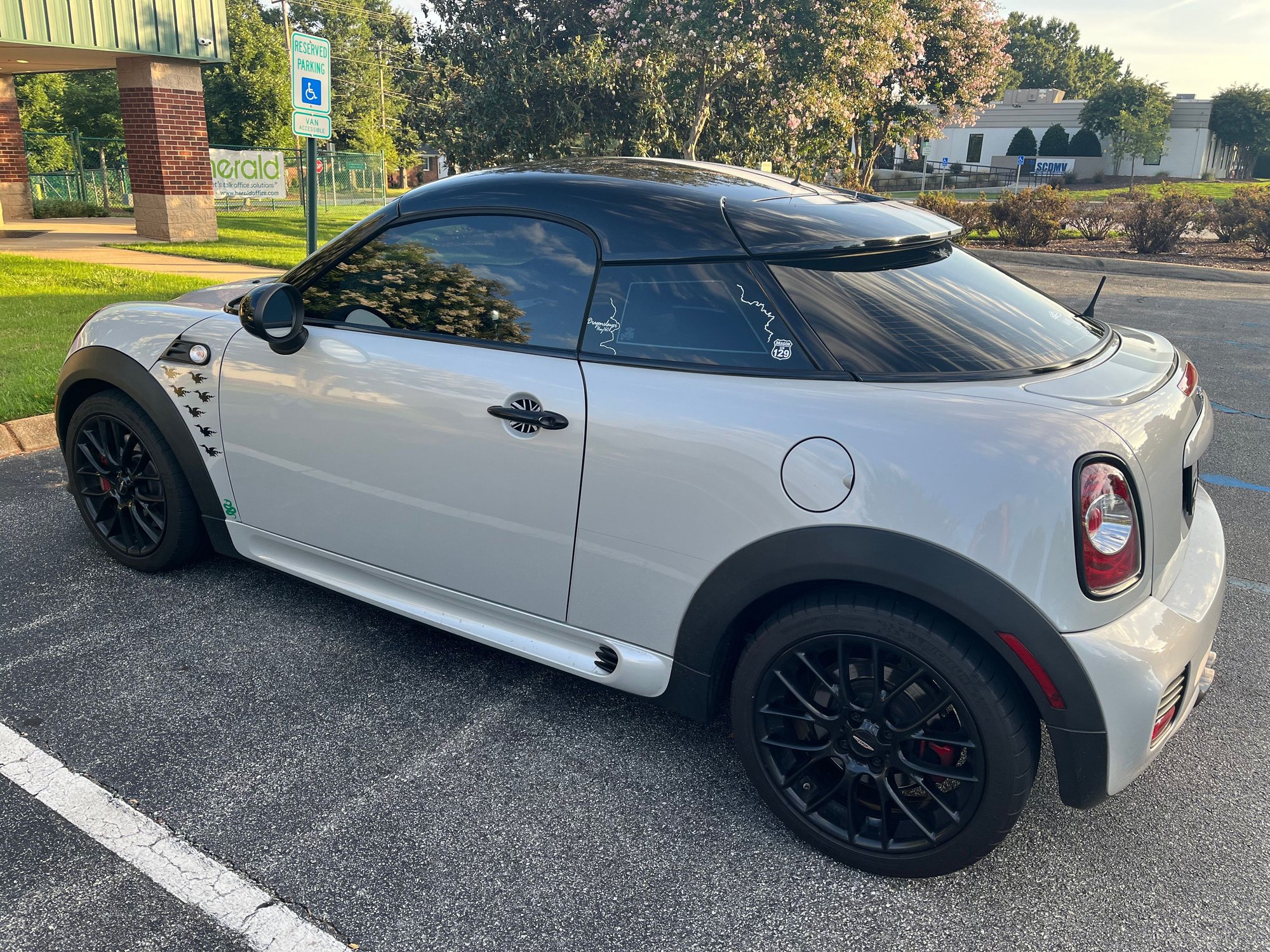 2014 Mini R58: Coupe - FS '14 JCW Coupe $18K - Used - VIN WMWSX9C55ET655256 - 76,000 Miles - 4 cyl - 2WD - Manual - Coupe - White - Greenville, SC 29601, United States