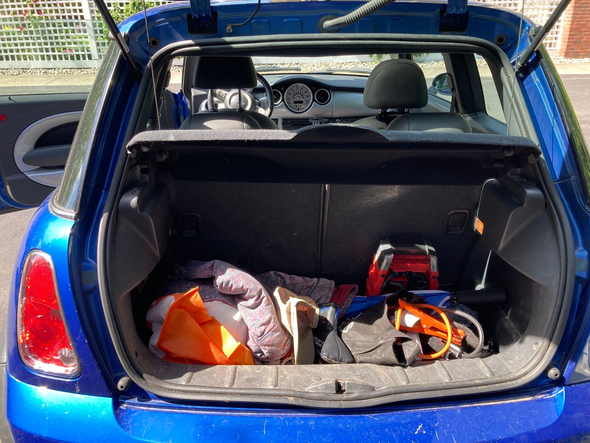 2005 Mini R50: "Mk I" Mini One & Cooper - 2005 Mini Cooper under 75K Miles runs great - Used - VIN WMWRC33465TC58396 - 73,156 Miles - 4 cyl - 2WD - Manual - Hatchback - Blue - Rochester, NY 14607, United States