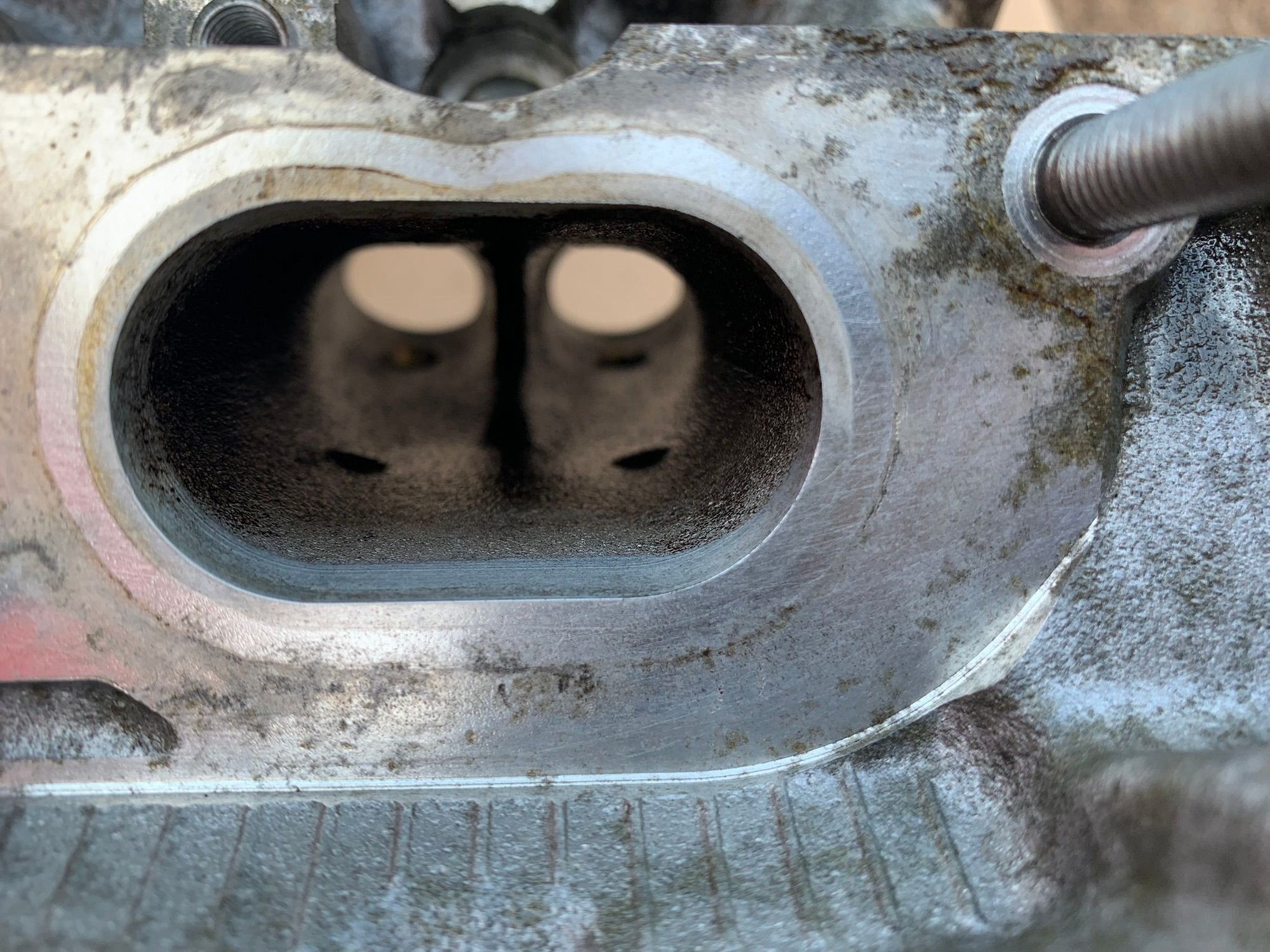 Cleaned head showing an air intake