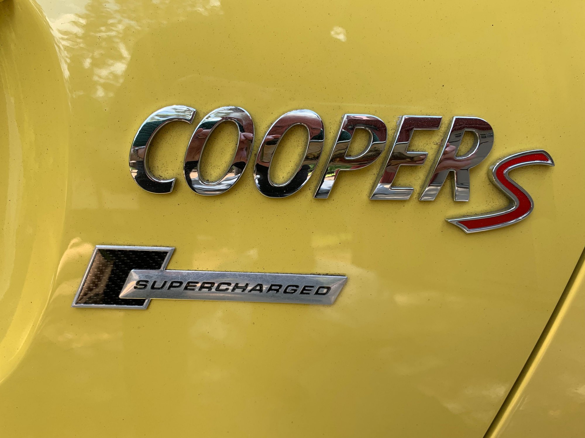 2004 Mini R53: "Mk I" Mini Cooper S - Premo 2004 Mini Cooper S.Coupe, Excelent condition, low miles - Used - VIN WMWRE33424TD8285 - 4 cyl - 2WD - Manual - Coupe - Yellow - Twain Harte, CA 95383, United States