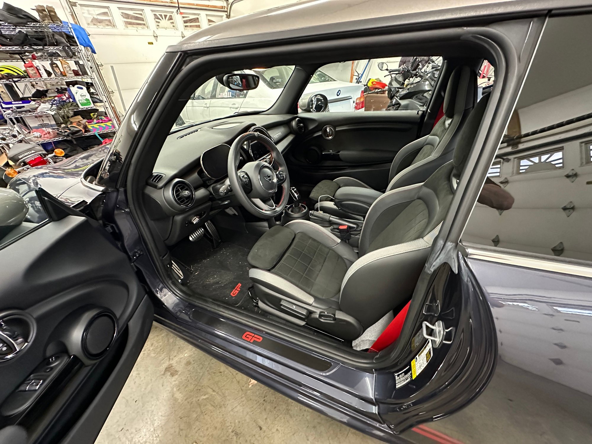 2021 Mini F56: Mini Hatch/Hardtop - GP3 in NC - Used - VIN WMWXX9C09M2N17153 - 3,474 Miles - 4 cyl - 2WD - Automatic - Coupe - Gray - Winston Salem, NC 27103, United States