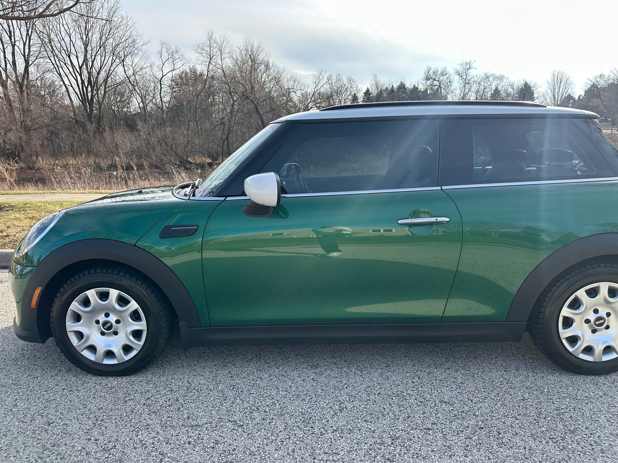 2024 Mini F56: Mini Hatch/Hardtop - 2024 Mini Cooper Hardtop 3-door 6spd - Green on Tan with Low Miles! - Used - VIN WMW33DH08R2U53099 - 12,900 Miles - 3 cyl - 2WD - Manual - Hatchback - Other - Madison, WI 53705, United States