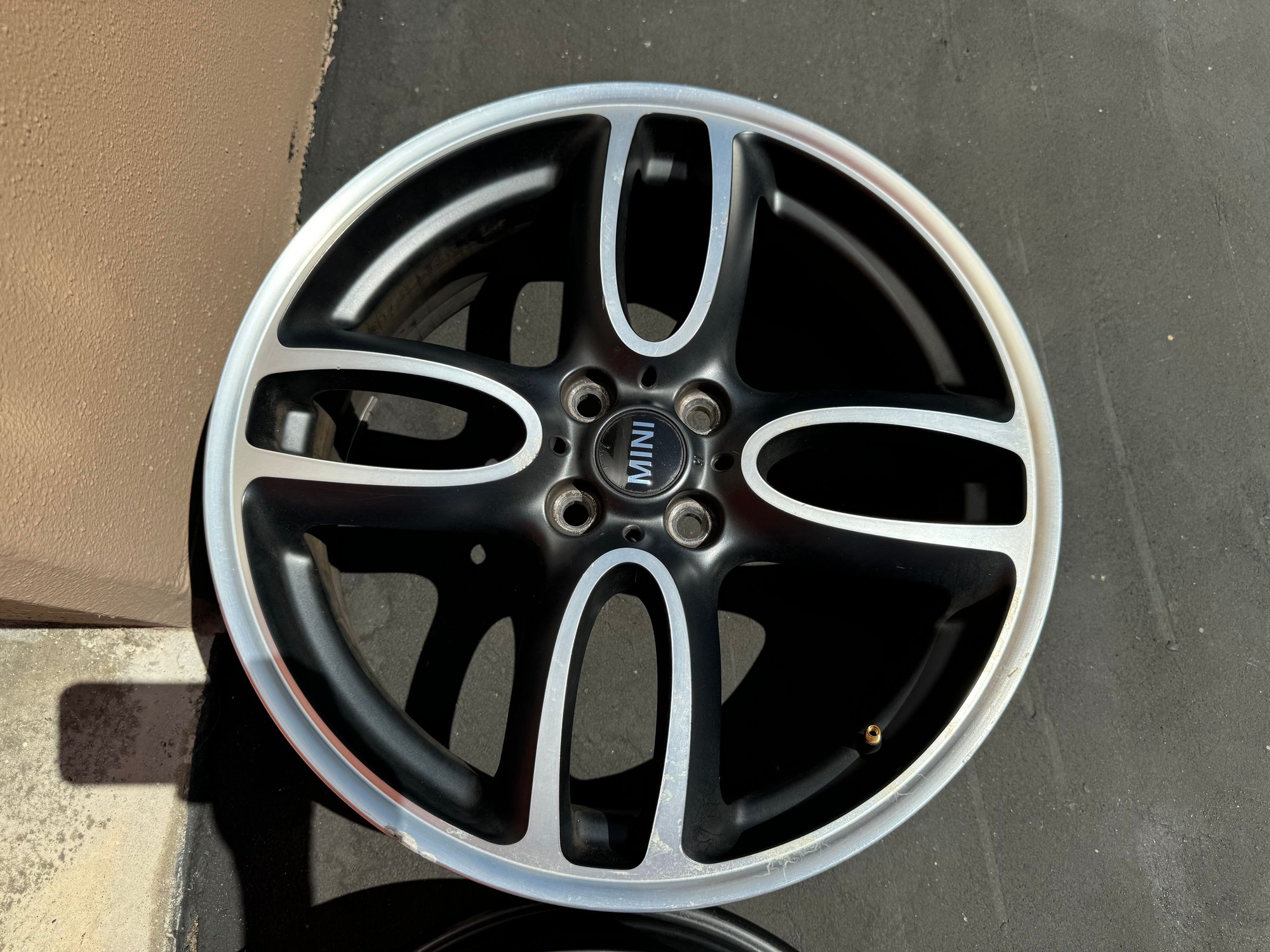 Wheels and Tires/Axles - Mini GP wheels - Used - -1 to 2025  All Models - Santa Monica, CA 90405, United States