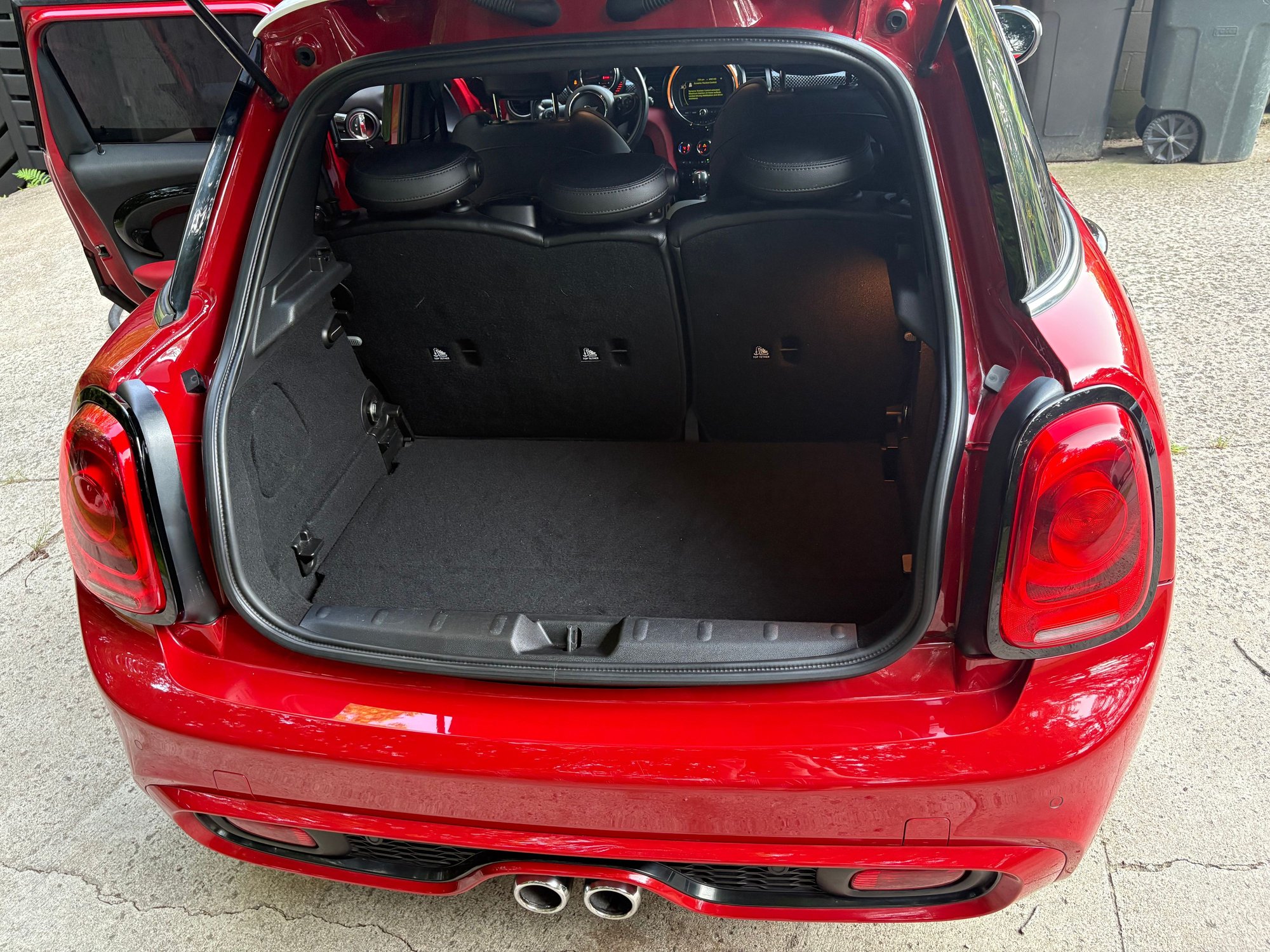 2015 Mini F55: 5-door Hatch - 2015 Mini Cooper S F55 - Used - VIN WMWXU3C50F2B61960 - 64,840 Miles - 4 cyl - 2WD - Manual - Hatchback - Red - Delaware, OH 43015, United States