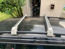 Clubman roof rack cross bars