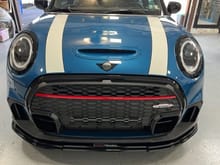 front splitter with 3/4 top center lip.