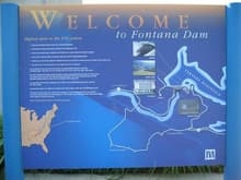 16454Fontana Dam welcome sign
