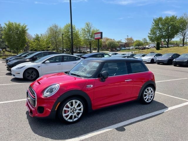 2016 Mini F56: Mini Hatch/Hardtop - 2016 JCW Mini Cooper 37,400 Miles - Used - VIN WMWXM9C57GT996997 - 37,400 Miles - 4 cyl - 2WD - Automatic - Hatchback - Red - Richmond, VA 23233, United States