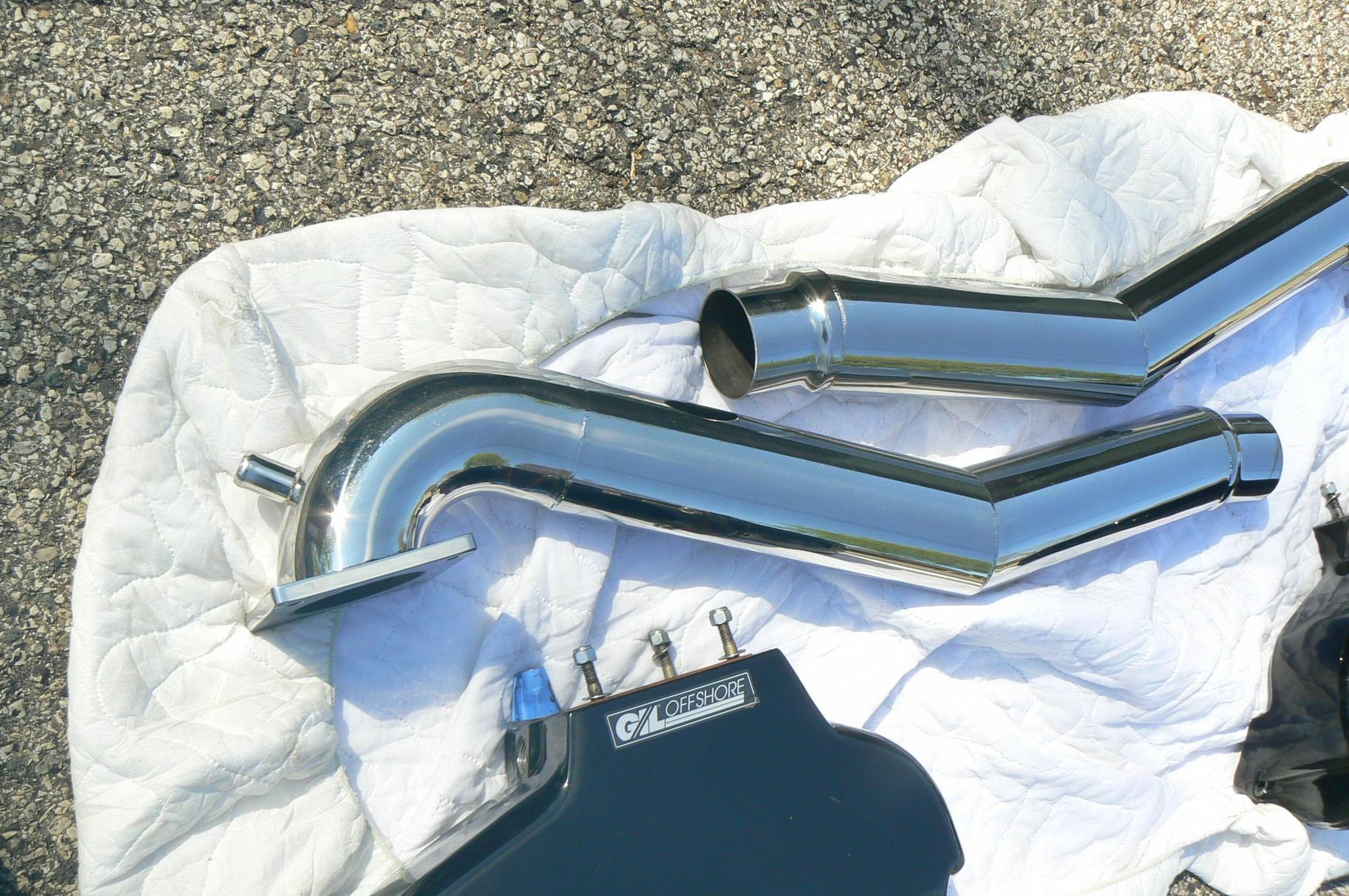 Gil Offshore exhaust with TRS tails