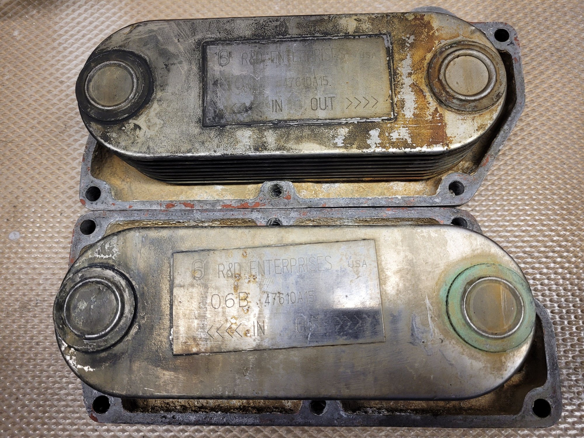 Bell housing cooler stb side