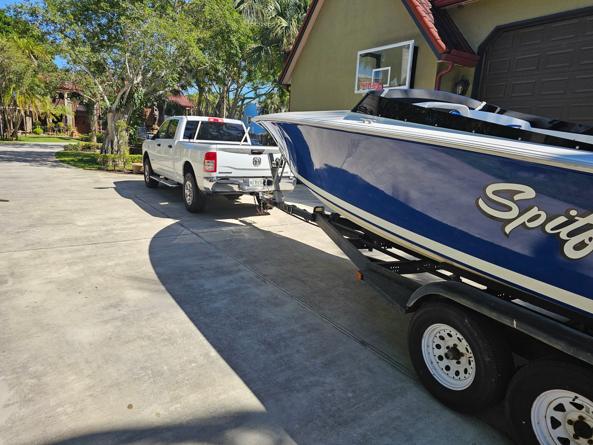 This is the michigan boat that had the #3 single on it 