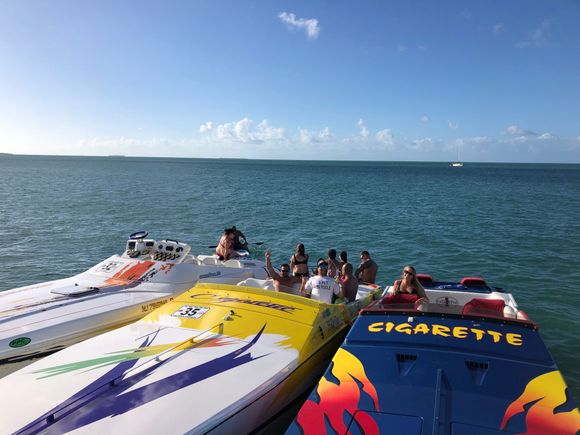 Here are a couple of GotCigs and Company. 
Cool bunch!
Always good to make new friends. 