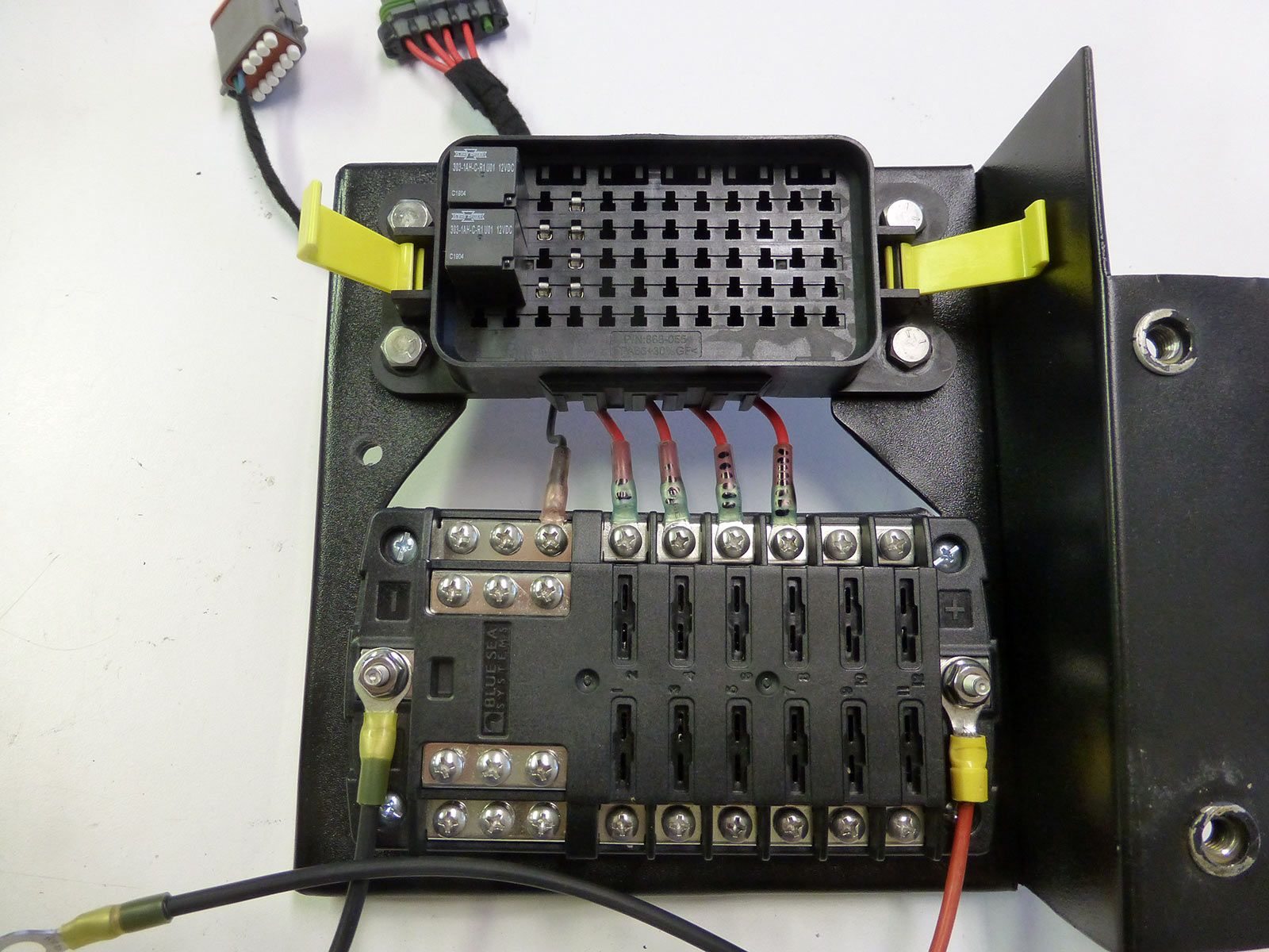 Help with rocker switch panel wiring Forums