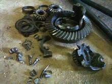 remainders of the stock 10-bolt