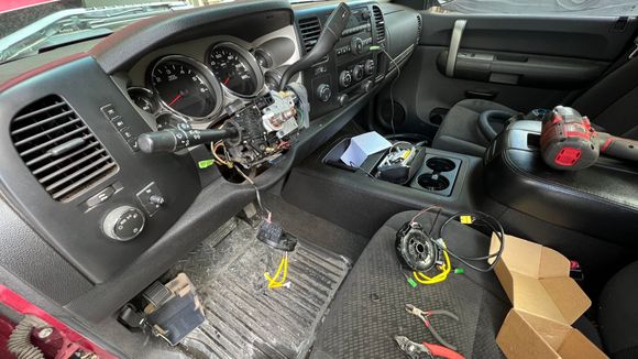 Heated Steering wheel Upgrade. Love the center console vs the OEM Jump seat.