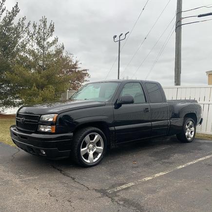 Did The SS Cladding's and 20" wheels