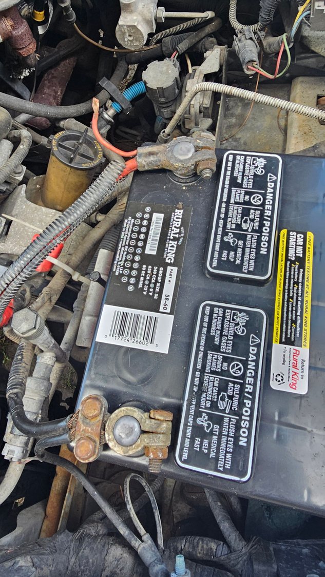 Its the little red wire coming off positive battery terminal 