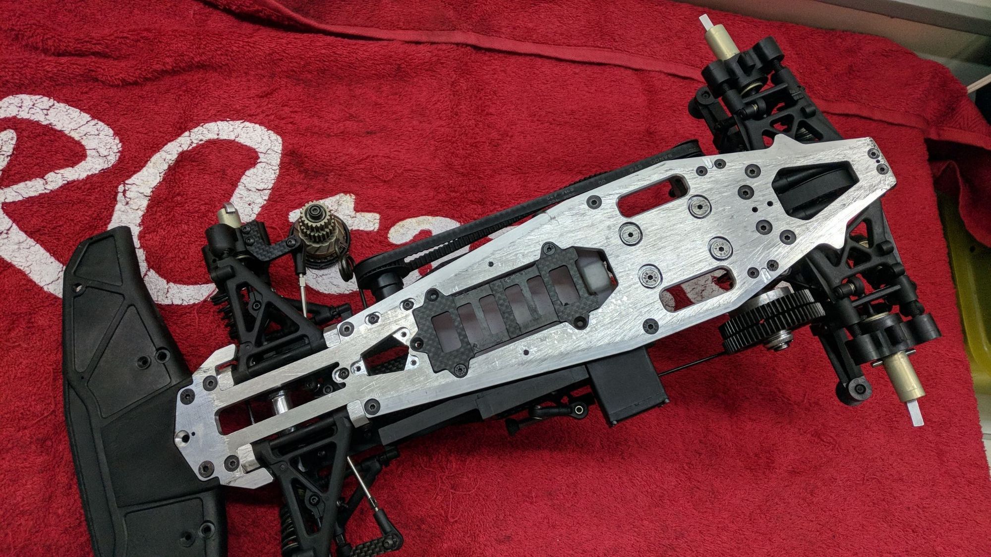 Infinity IF18 (1/8 on road) - R/C Tech Forums