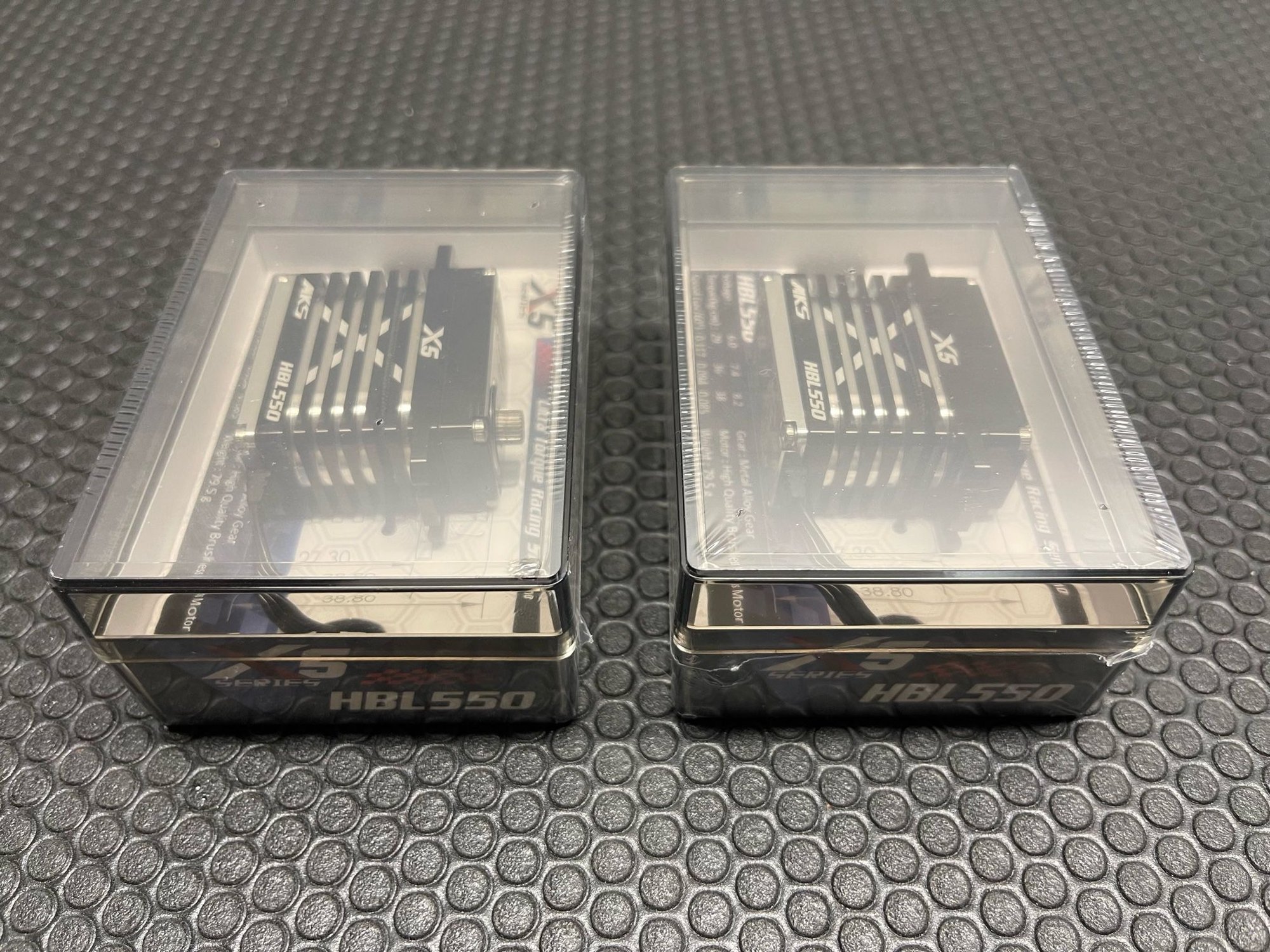 New MKS X5 HBL550 Brushless Metal Gear High Torque Digital HV Servo's