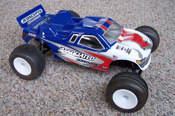 Team Associated RC10T4.2 FT