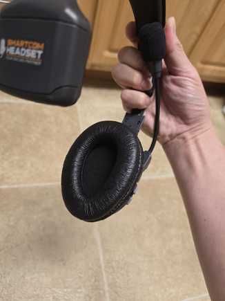 PU Leatherette Earpad: Pls take note for Conditions as stored and not used for more than 2 years in packing