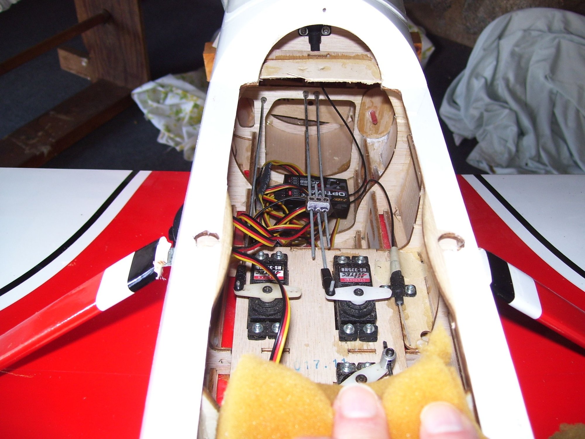 (Airplane Pilot) What are good radio systems to fly with? Page 2 RCU Forums